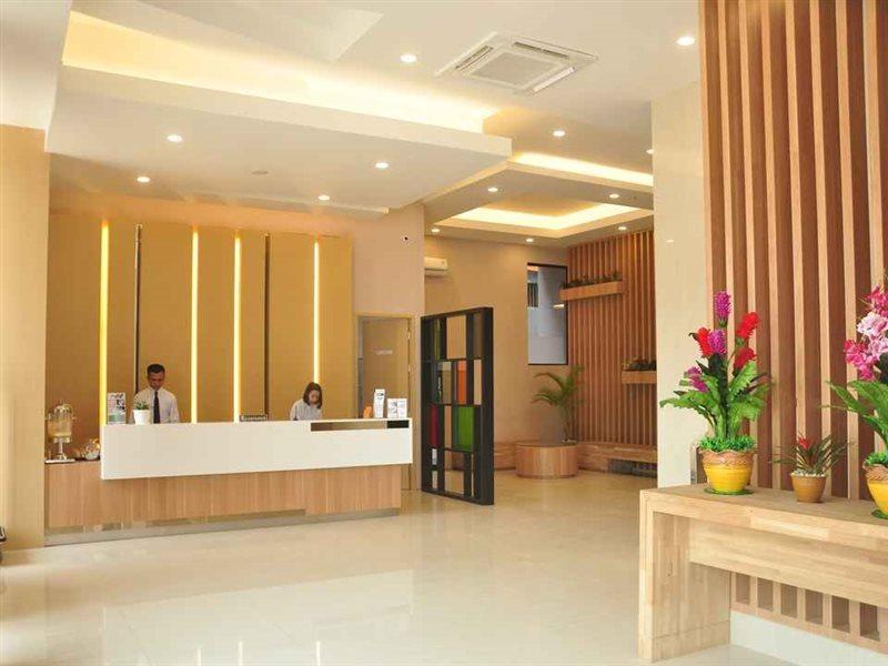 Hotel Mutiara Mitra Reddoorz Padangsidimpuan Exterior foto