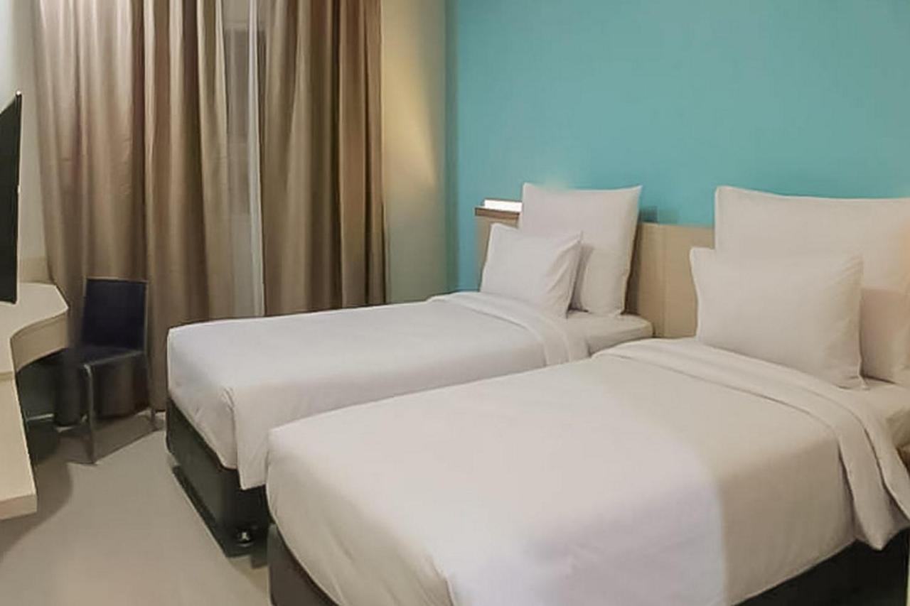 Hotel Mutiara Mitra Reddoorz Padangsidimpuan Exterior foto